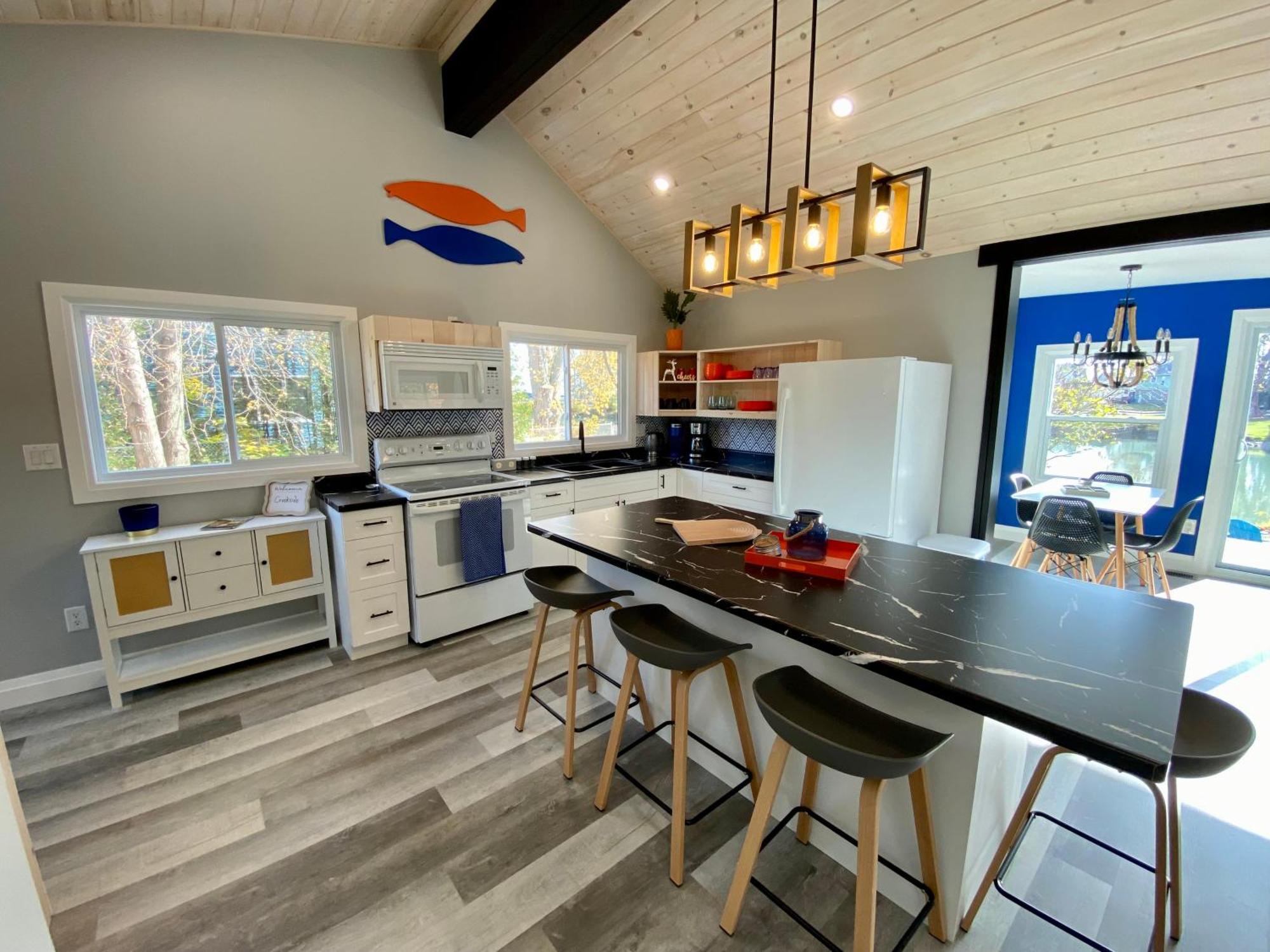 Creekside Cottage - Kayak, Sup, Fishing, Game Room, Steps To The Beach Kingsville Dış mekan fotoğraf